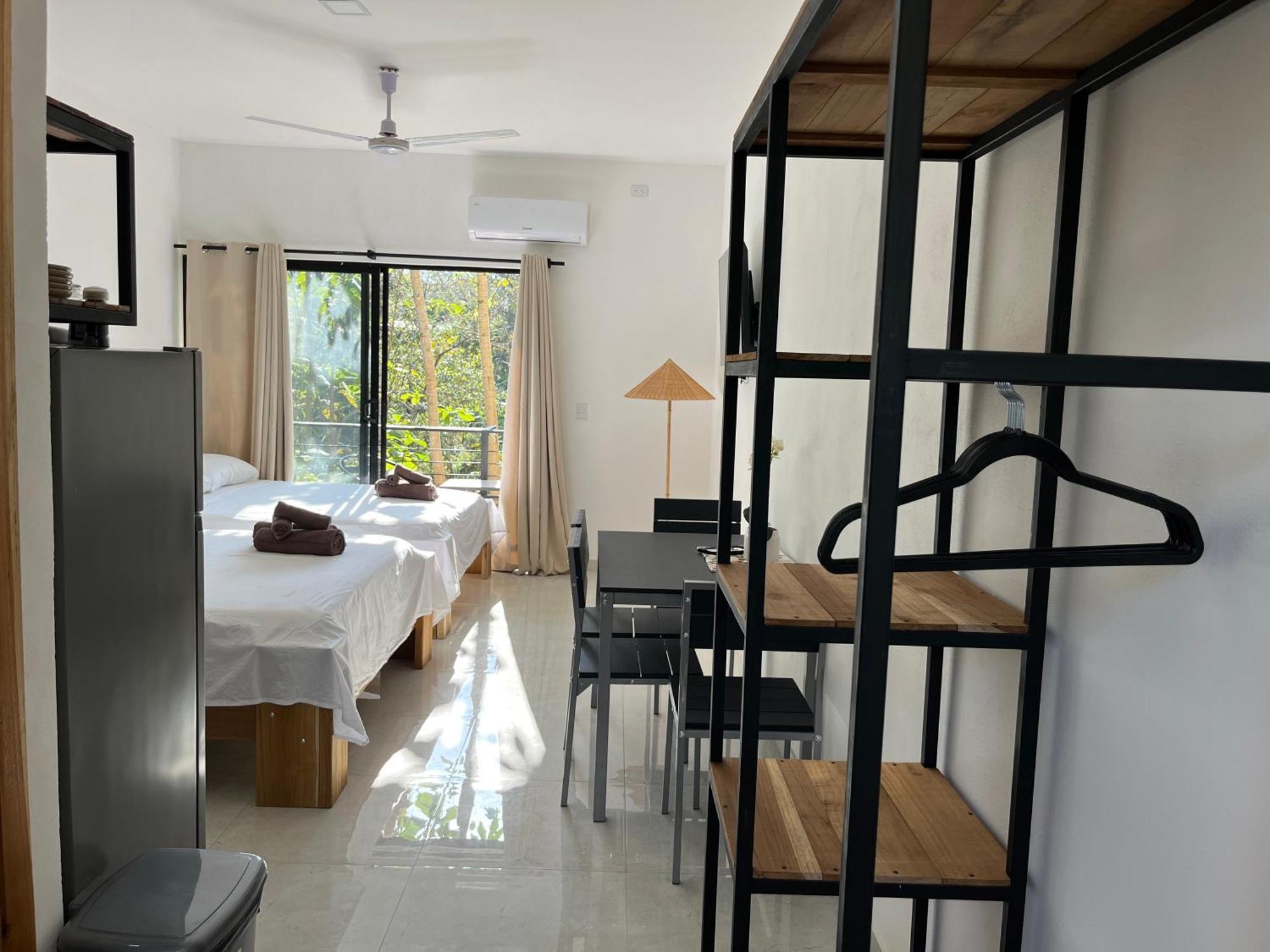 Bed and Breakfast La Jungla Puerto Carrillo Esterno foto