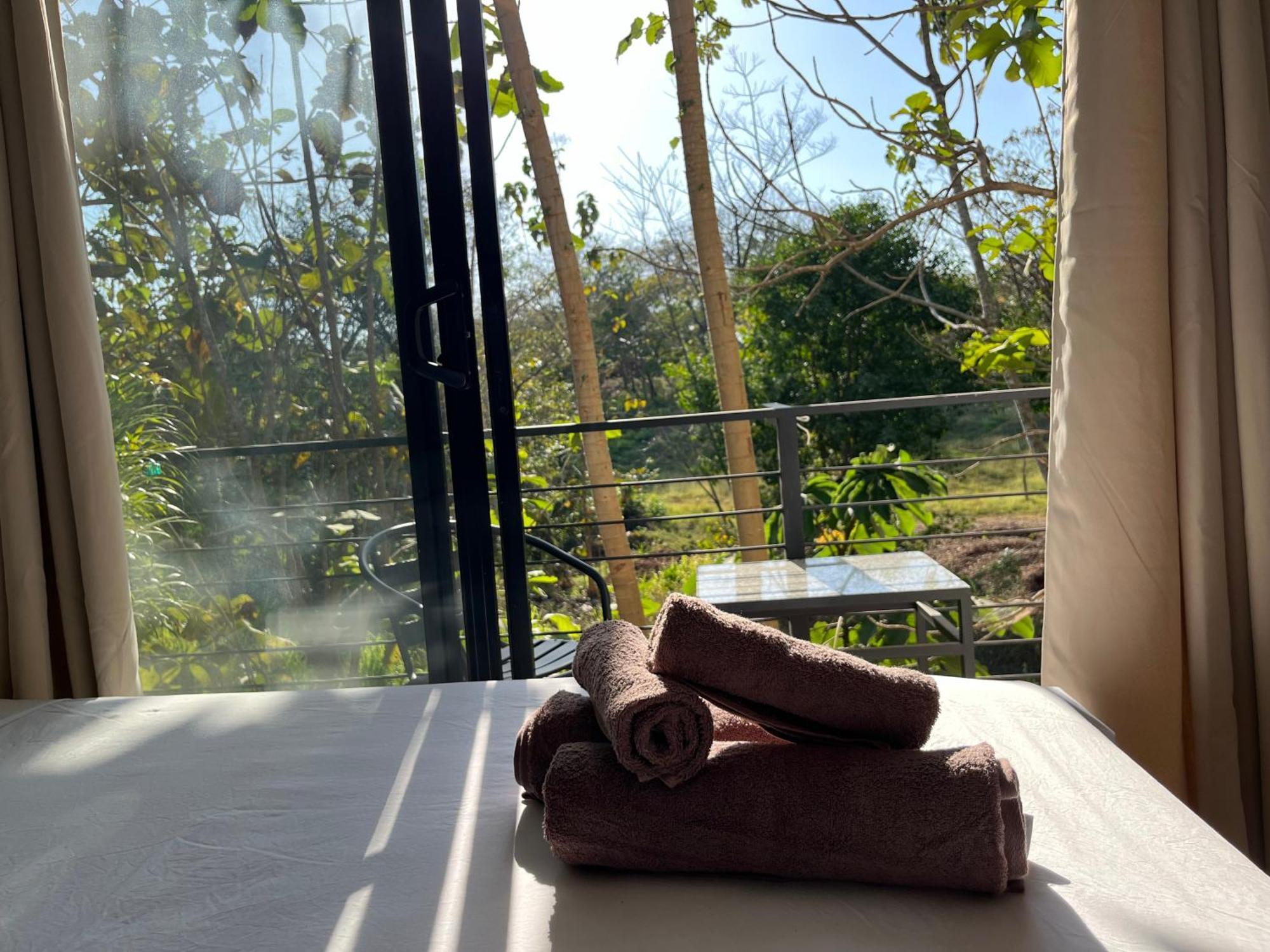 Bed and Breakfast La Jungla Puerto Carrillo Esterno foto