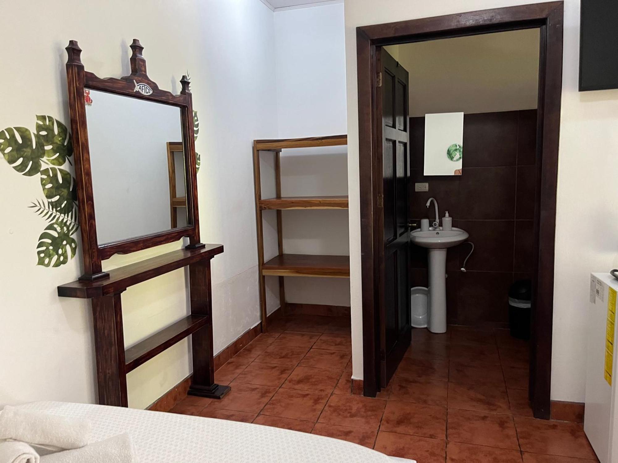 Bed and Breakfast La Jungla Puerto Carrillo Esterno foto