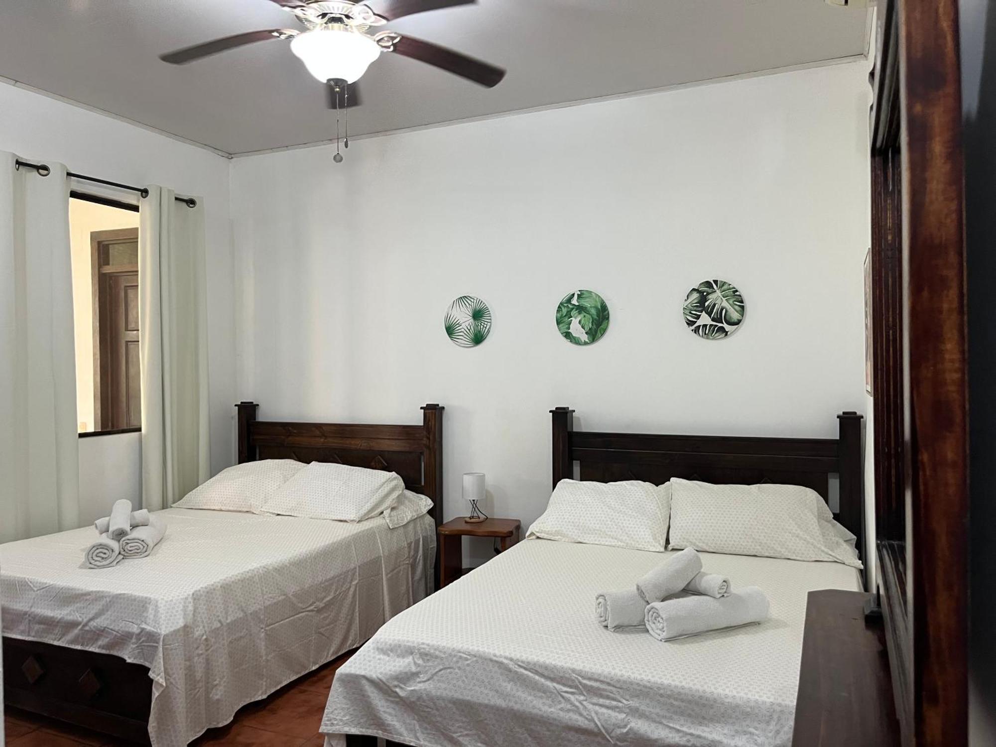 Bed and Breakfast La Jungla Puerto Carrillo Esterno foto