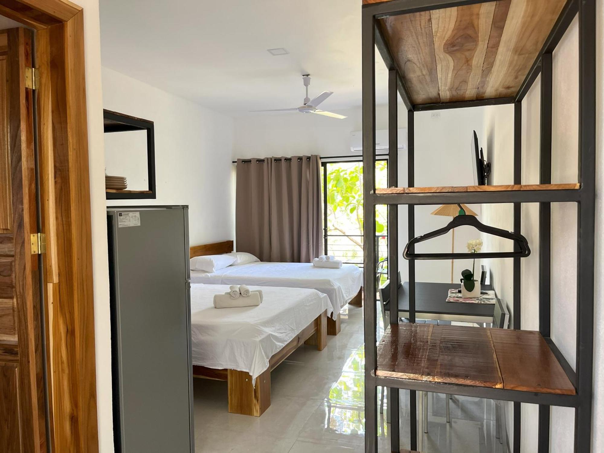 Bed and Breakfast La Jungla Puerto Carrillo Esterno foto